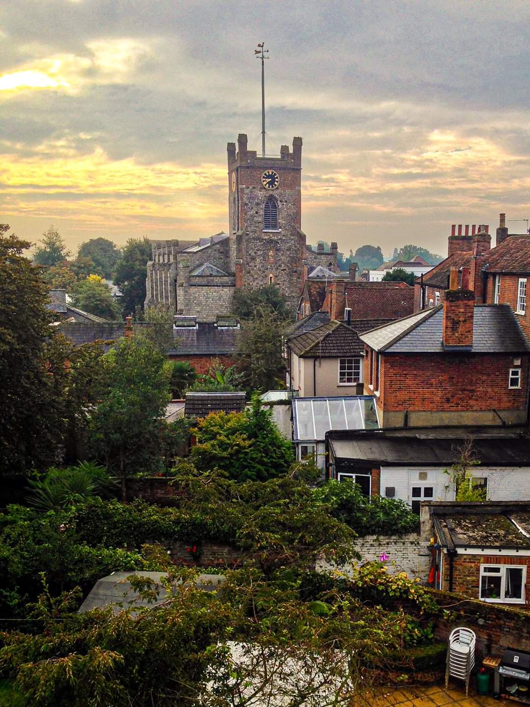 You are currently viewing Prayers for Chertsey – A Statement from the Vicars